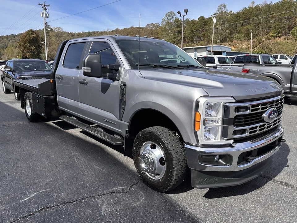 2023 Ford Super Duty 5th Gen - Image 4 of 12