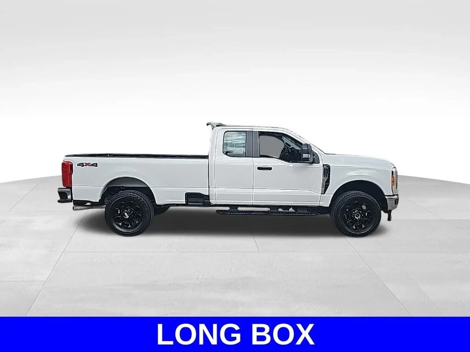 2023 Ford Super Duty 5th Gen - Image 4 of 12