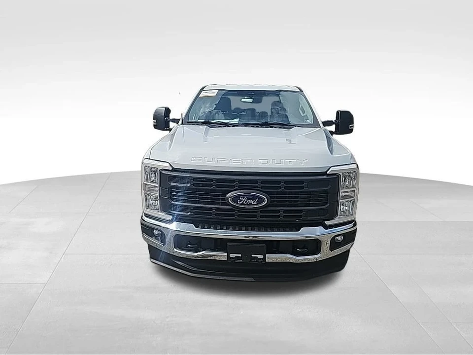 2023 Ford Super Duty 5th Gen - Image 2 of 12