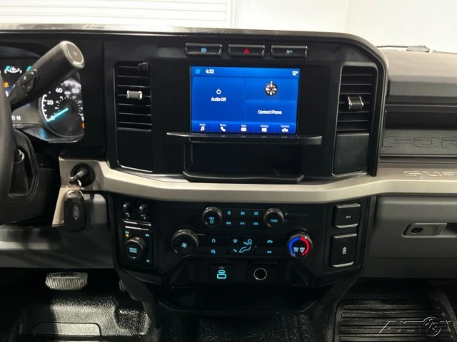 2023 Ford Super Duty 5th Gen - Image 17 of 21