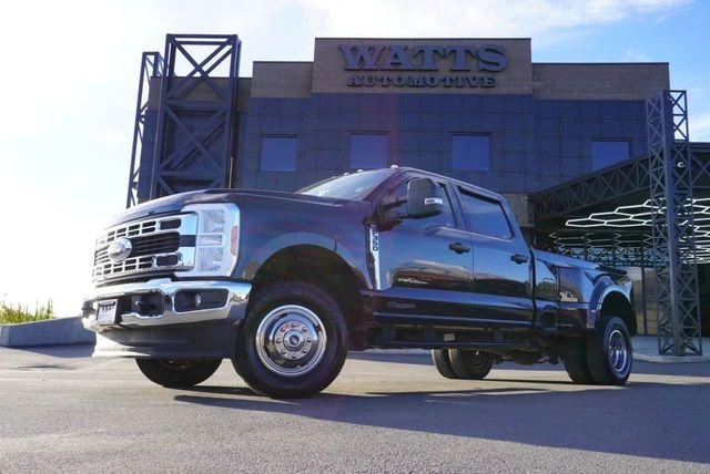 2023 Ford Super Duty 5th Gen - Image 3 of 21
