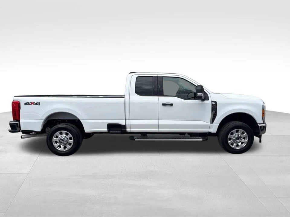 2023 Ford Super Duty 5th Gen - Image 7 of 12
