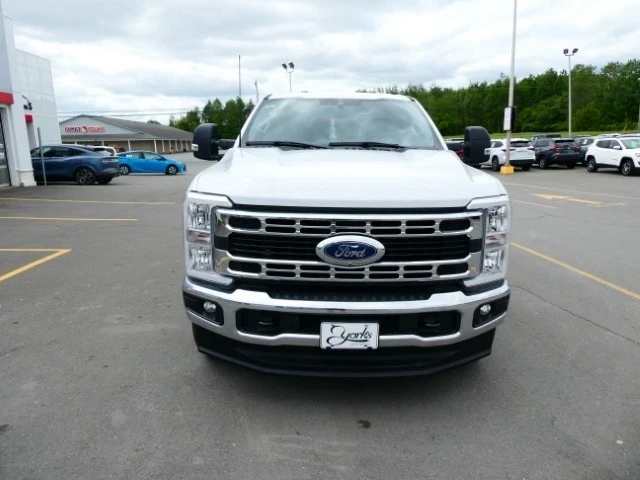 2023 Ford Super Duty 5th Gen - Image 2 of 14