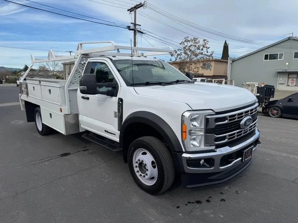2023 Ford Super Duty 5th Gen - Image 2 of 18