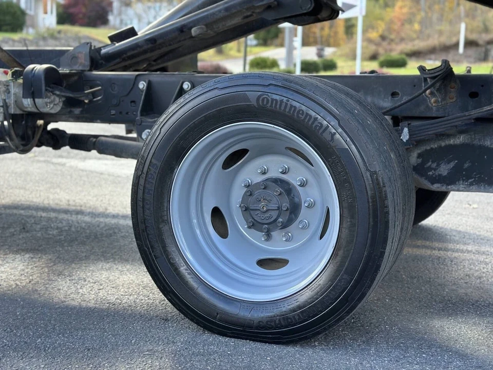 2023 Ford Super Duty 5th Gen - Image 5 of 12