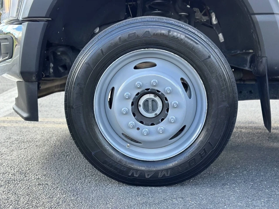 2023 Ford Super Duty 5th Gen - Image 6 of 12