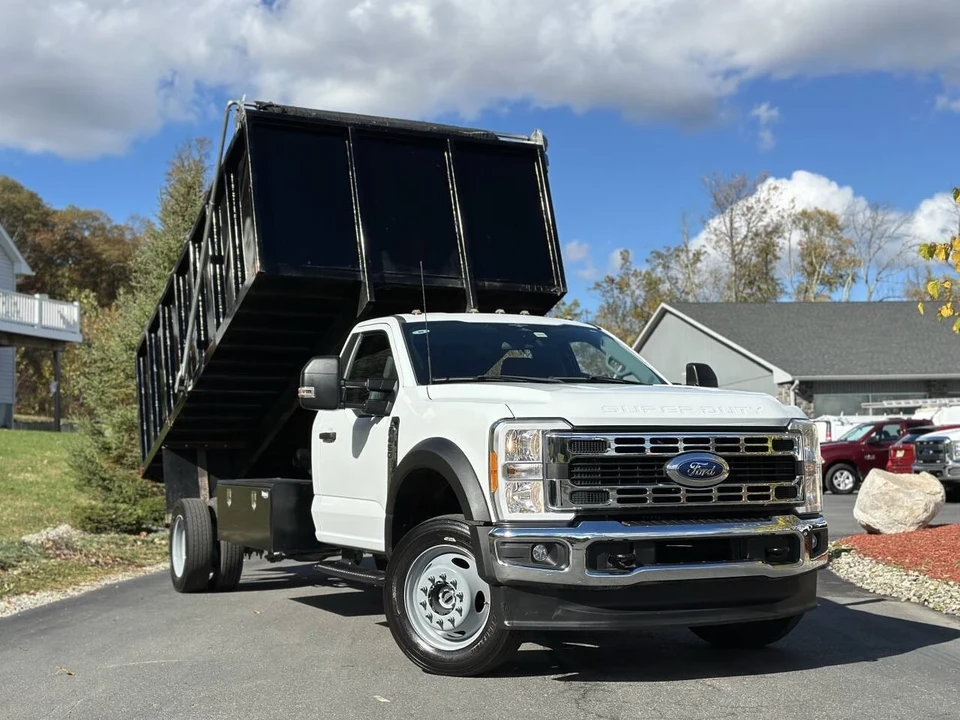 2023 Ford Super Duty 5th Gen - Image 2 of 12