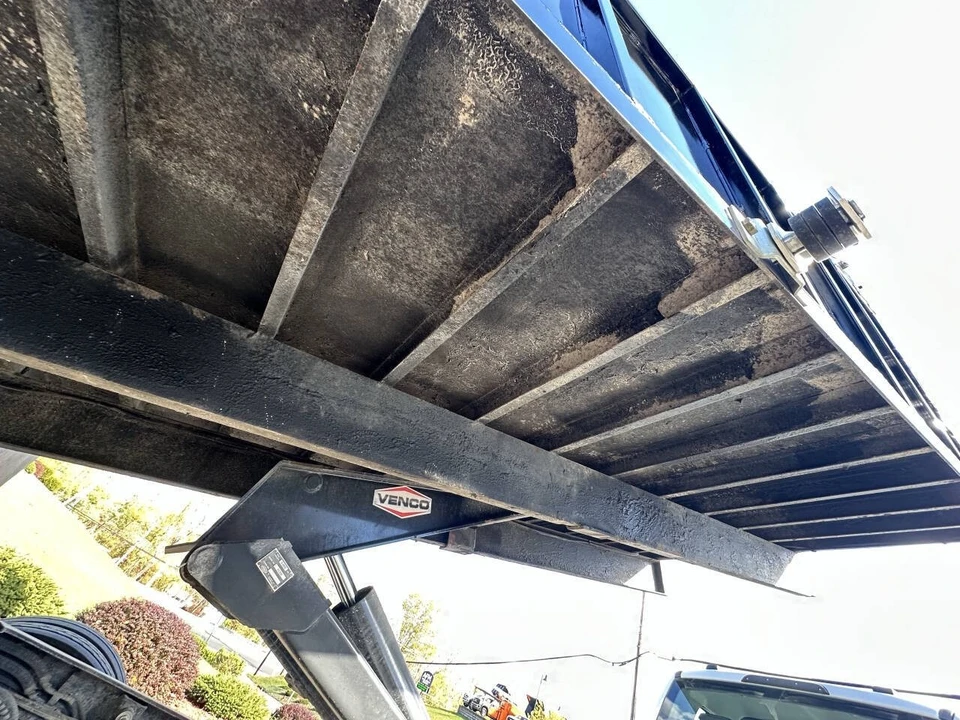 2023 Ford Super Duty 5th Gen - Image 16 of 21