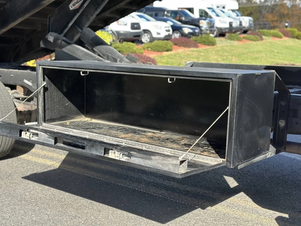 2023 Ford Super Duty 5th Gen - Image 9 of 12