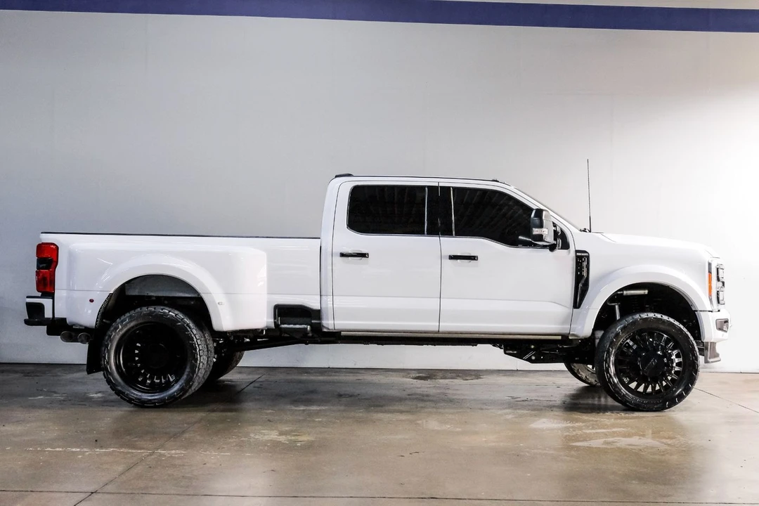2023 Ford Super Duty 5th Gen - Image 10 of 21
