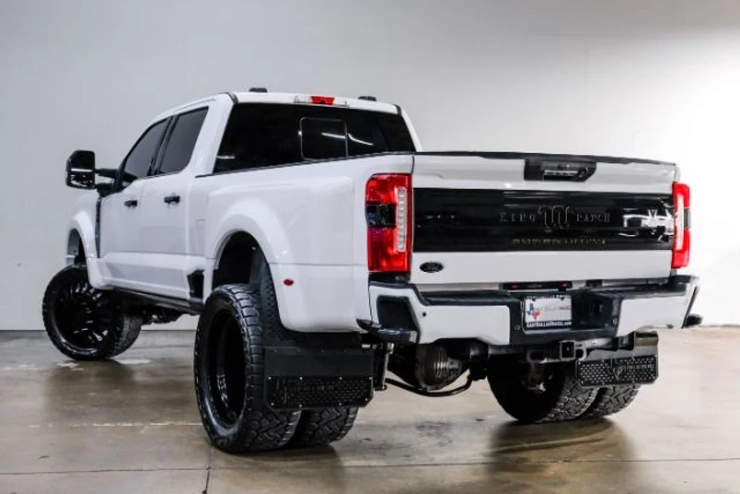 2023 Ford Super Duty 5th Gen - Image 15 of 21