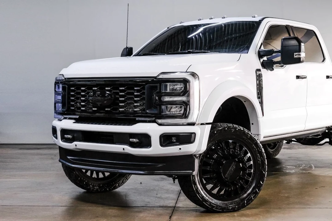 2023 Ford Super Duty 5th Gen - Image 9 of 12