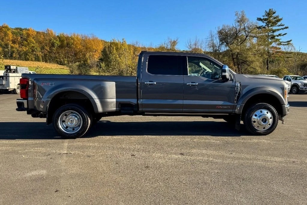 2023 Ford Super Duty 5th Gen - Image 8 of 12