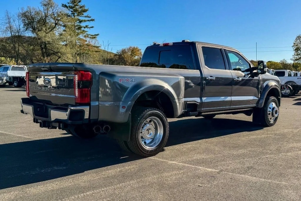 2023 Ford Super Duty 5th Gen - Image 7 of 12