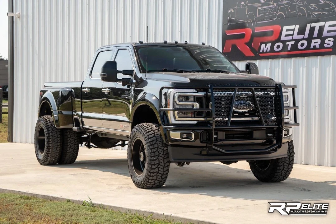 2023 Ford Super Duty 5th Gen - Image 3 of 21