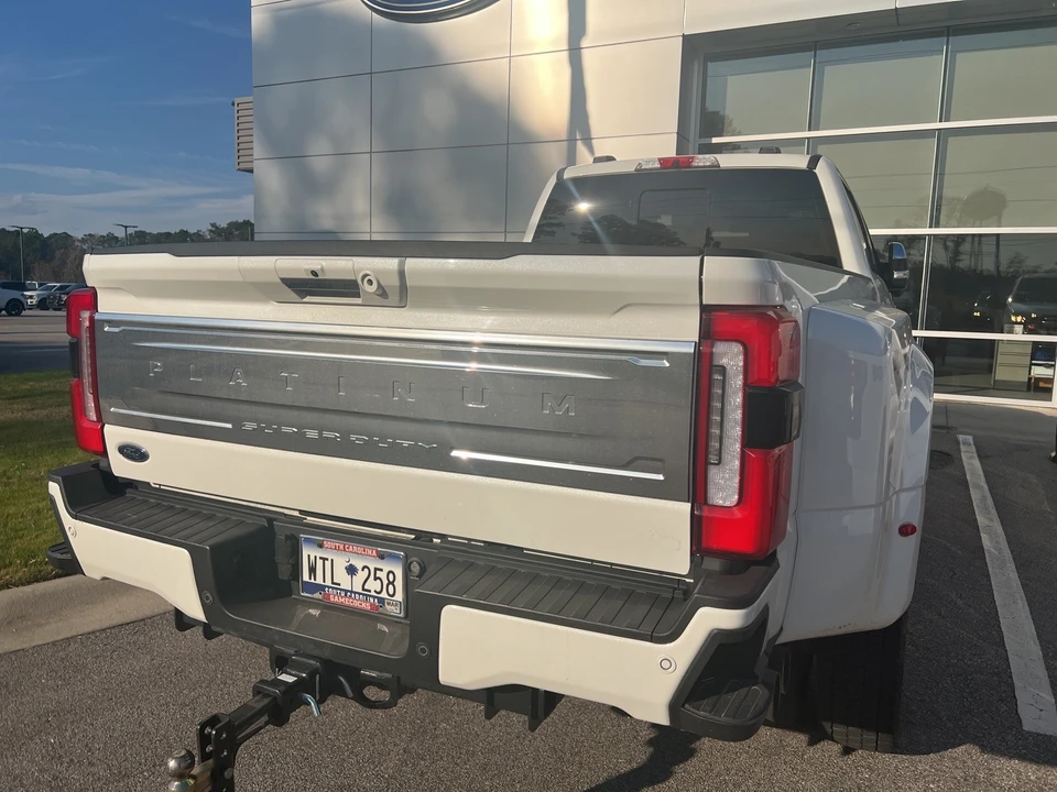 2023 Ford Super Duty 5th Gen - Image 5 of 10