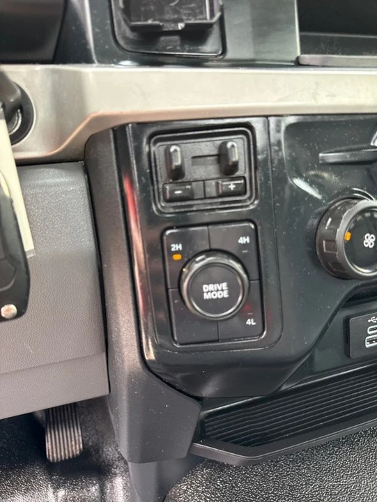 2023 Ford Super Duty 5th Gen - Image 18 of 24