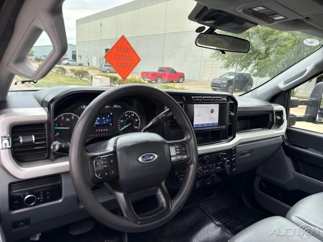2023 Ford Super Duty 5th Gen - Image 13 of 24