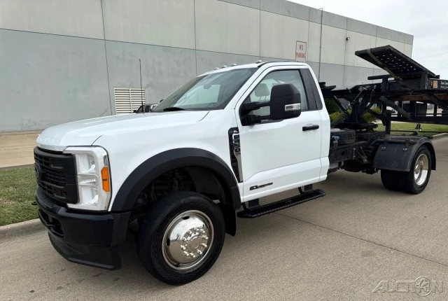 2023 Ford Super Duty 5th Gen - Image 3 of 24