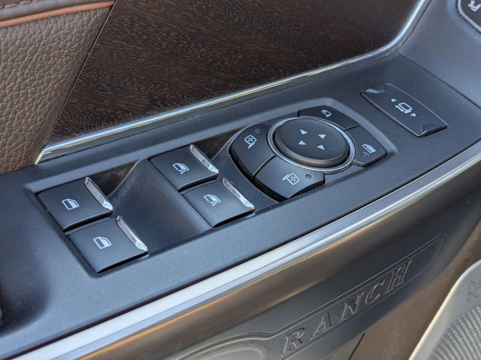 2023 Ford Super Duty 5th Gen - Image 14 of 21