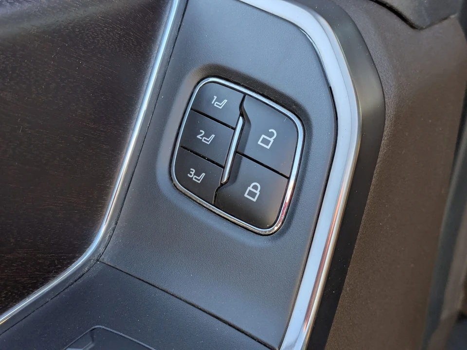 2023 Ford Super Duty 5th Gen - Image 13 of 21