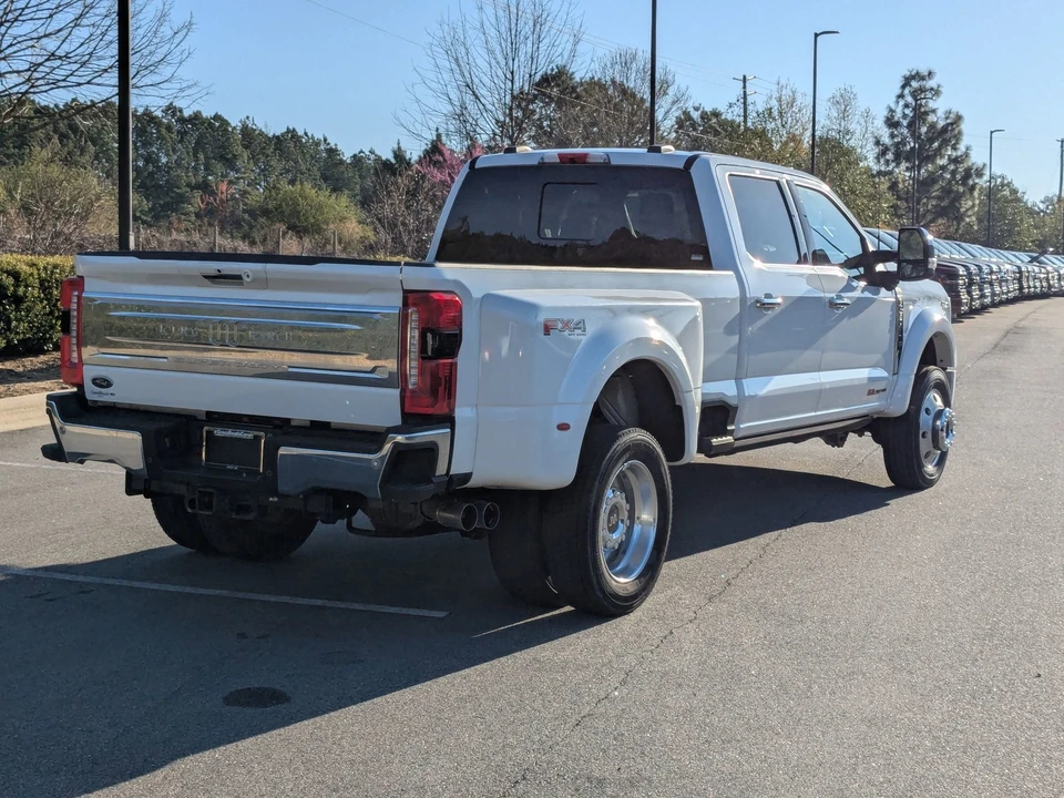 2023 Ford Super Duty 5th Gen - Image 4 of 21