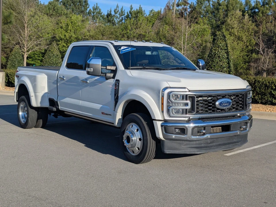 2023 Ford Super Duty 5th Gen - Image 2 of 21
