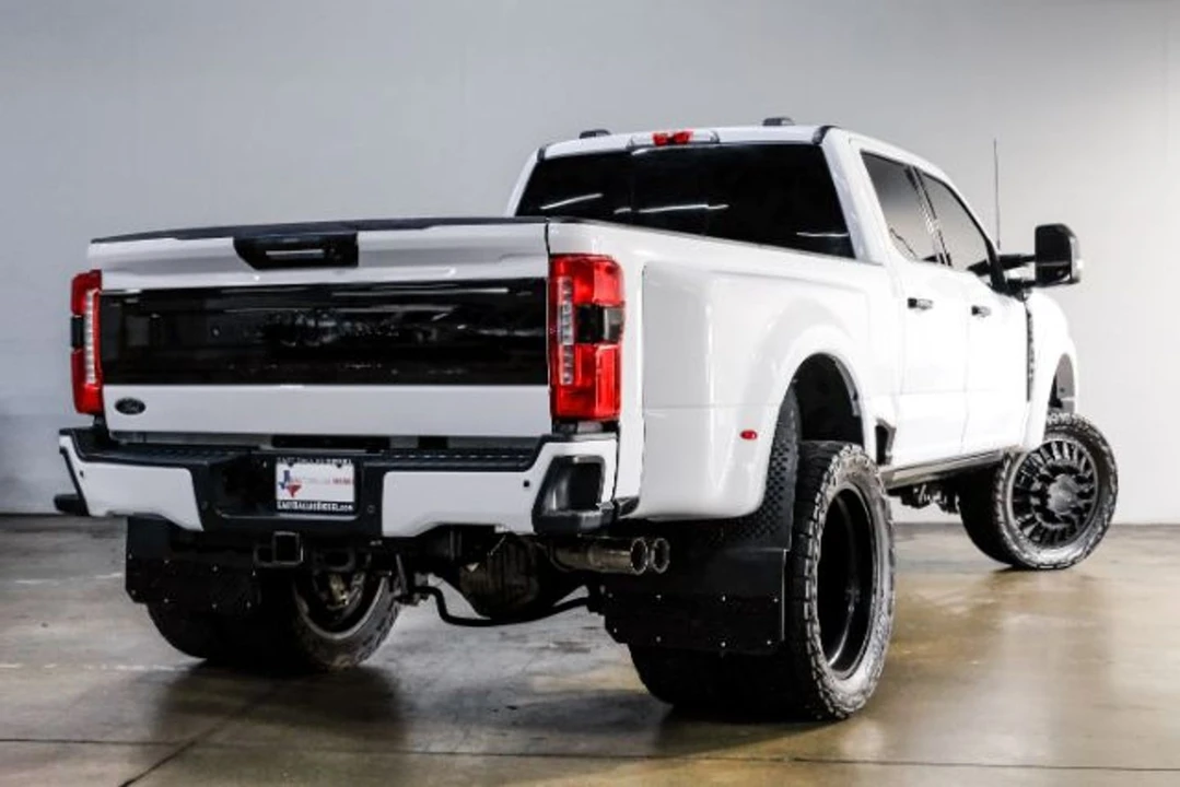 2023 Ford Super Duty 5th Gen - Image 11 of 12