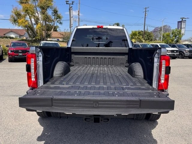 2023 Ford Super Duty 5th Gen - Image 13 of 30
