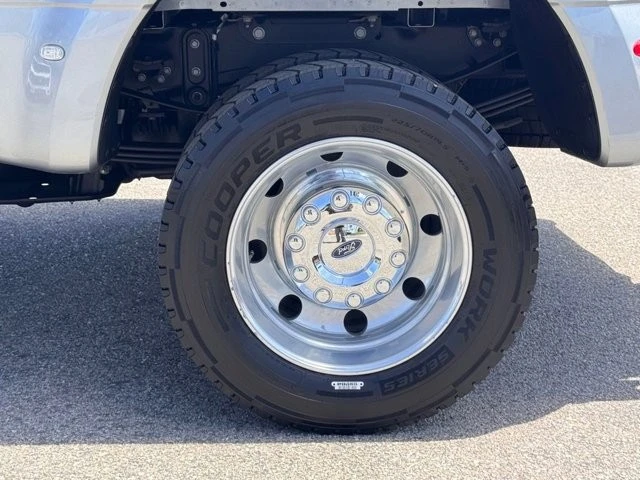 2023 Ford Super Duty 5th Gen - Image 14 of 30