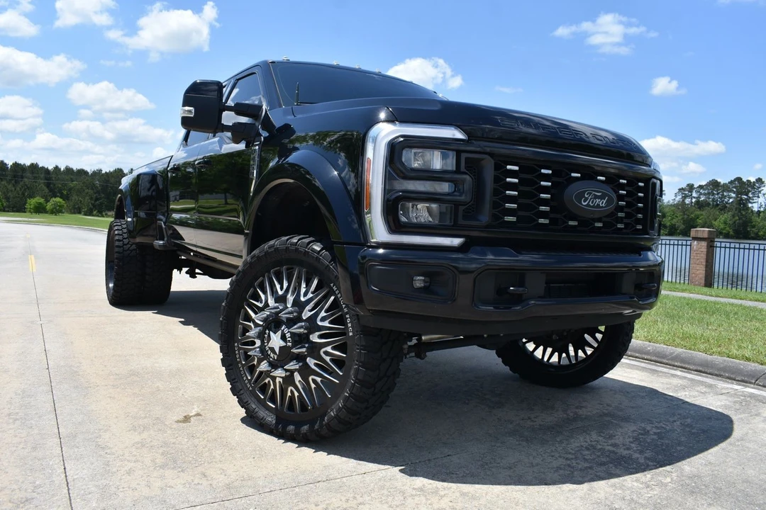 2023 Ford Super Duty 5th Gen - Image 5 of 31