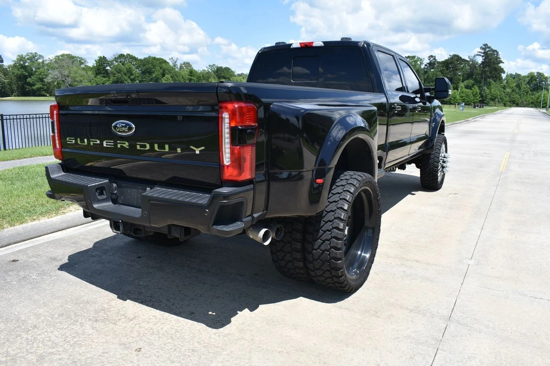 2023 Ford Super Duty 5th Gen - Image 8 of 31