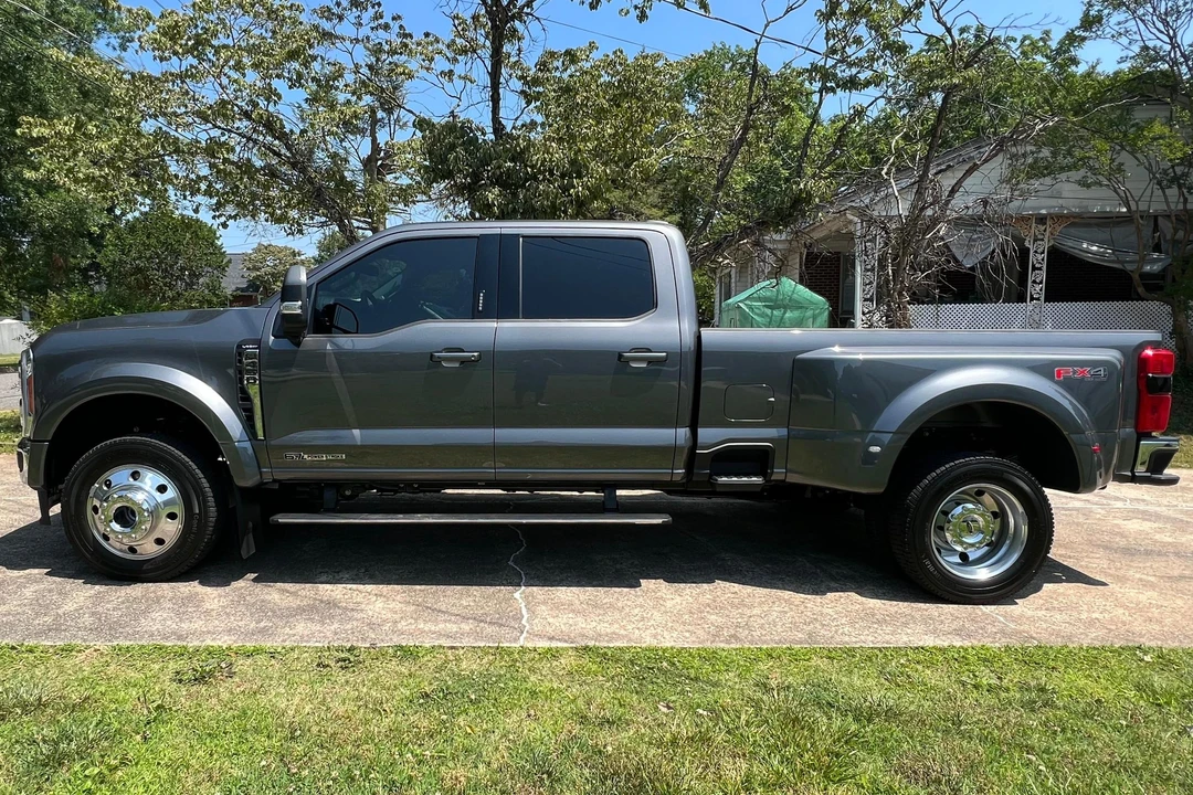 2023 Ford Super Duty 5th Gen - Image 3 of 31