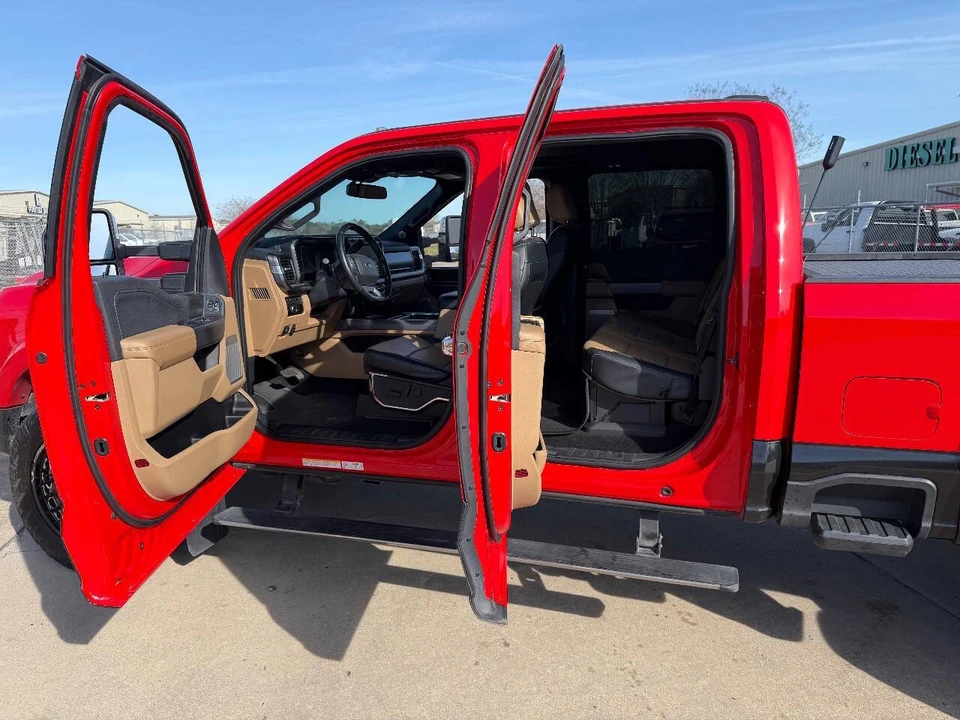 2023 Ford Super Duty 5th Gen - Image 17 of 21