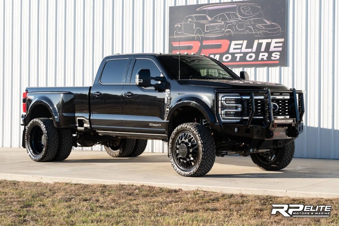 2023 Ford Super Duty 5th Gen - Image 2 of 21