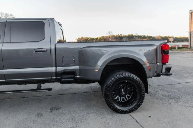 2023 Ford Super Duty 5th Gen - Image 8 of 21