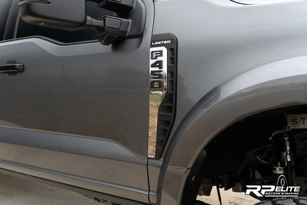 2023 Ford Super Duty 5th Gen - Image 13 of 21