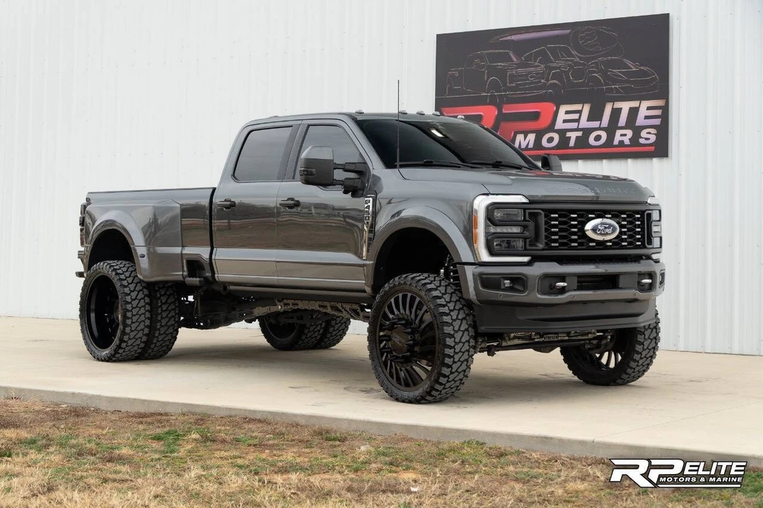 2023 Ford Super Duty 5th Gen - Image 2 of 21