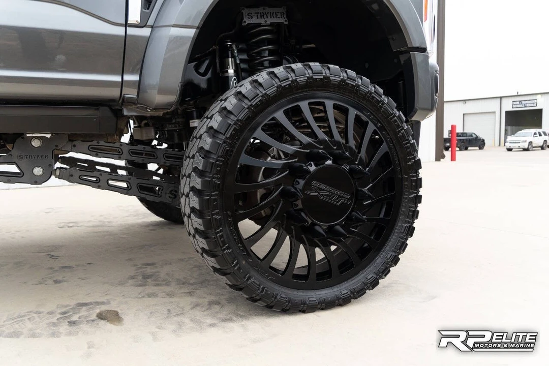 2023 Ford Super Duty 5th Gen - Image 15 of 21