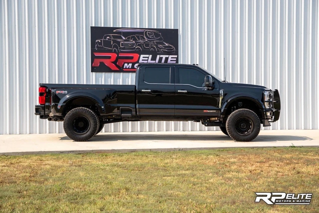 2023 Ford Super Duty 5th Gen - Image 11 of 21