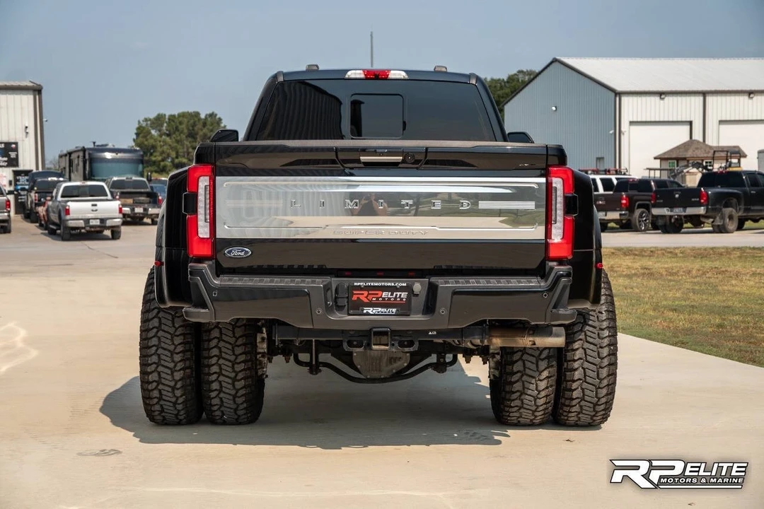 2023 Ford Super Duty 5th Gen - Image 9 of 21