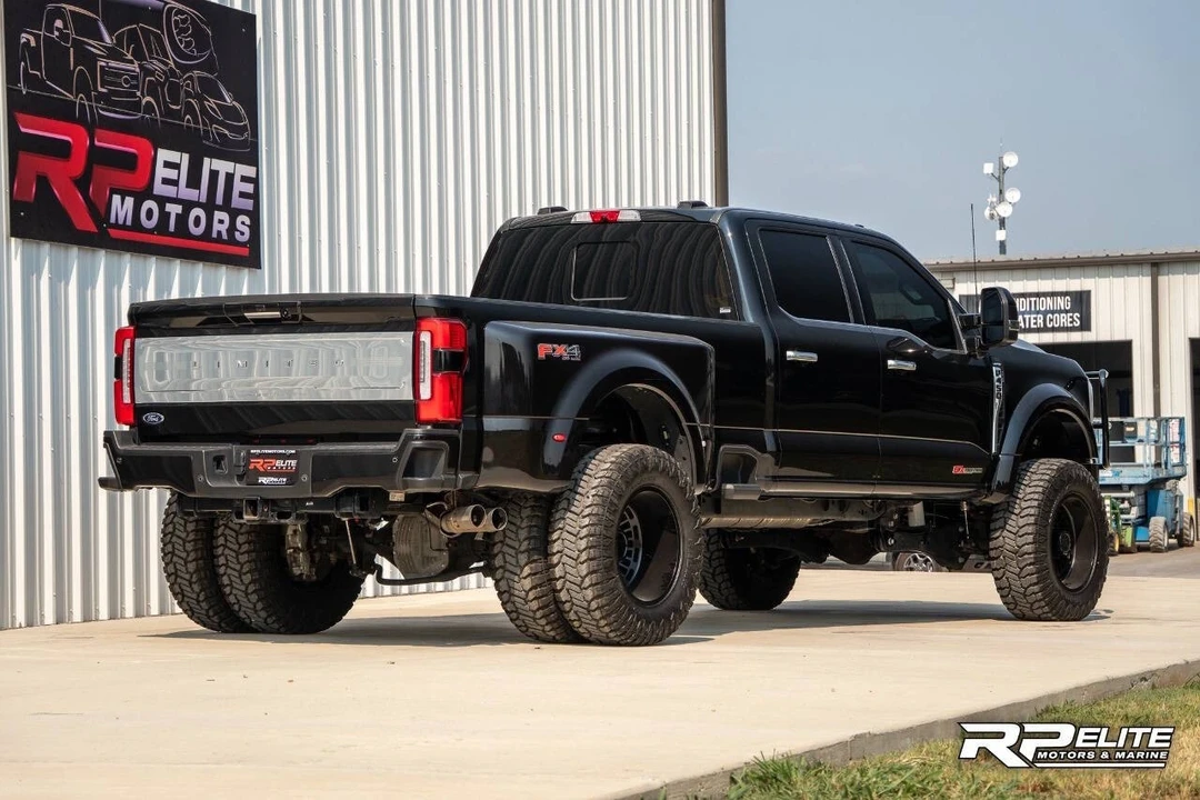 2023 Ford Super Duty 5th Gen - Image 10 of 21