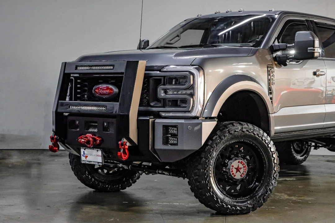 2023 Ford Super Duty 5th Gen - Image 9 of 12