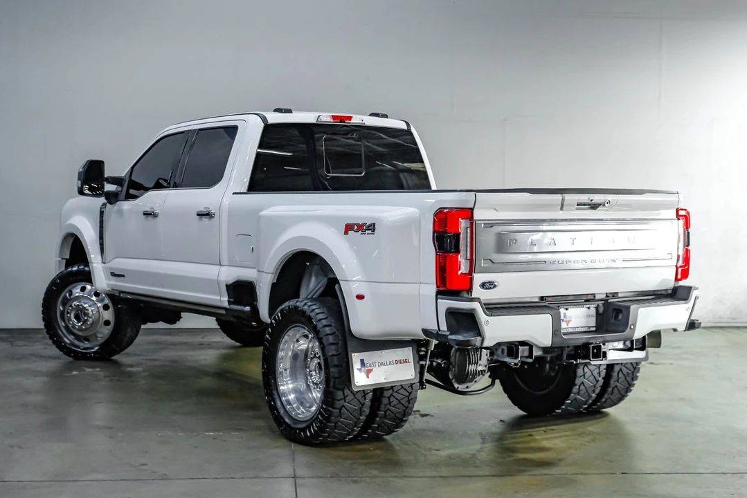 2023 Ford Super Duty 5th Gen - Image 16 of 31