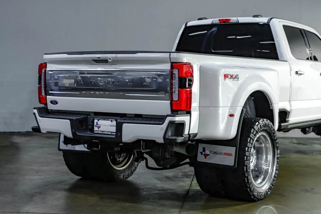 2023 Ford Super Duty 5th Gen - Image 13 of 31