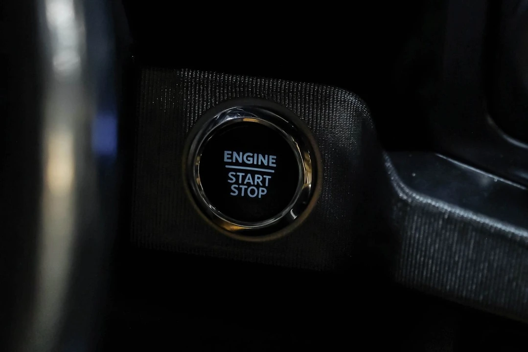 2023 Ford Super Duty 5th Gen - Image 28 of 31