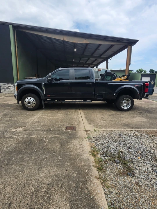 2023 Ford Super Duty 5th Gen - Image 3 of 17