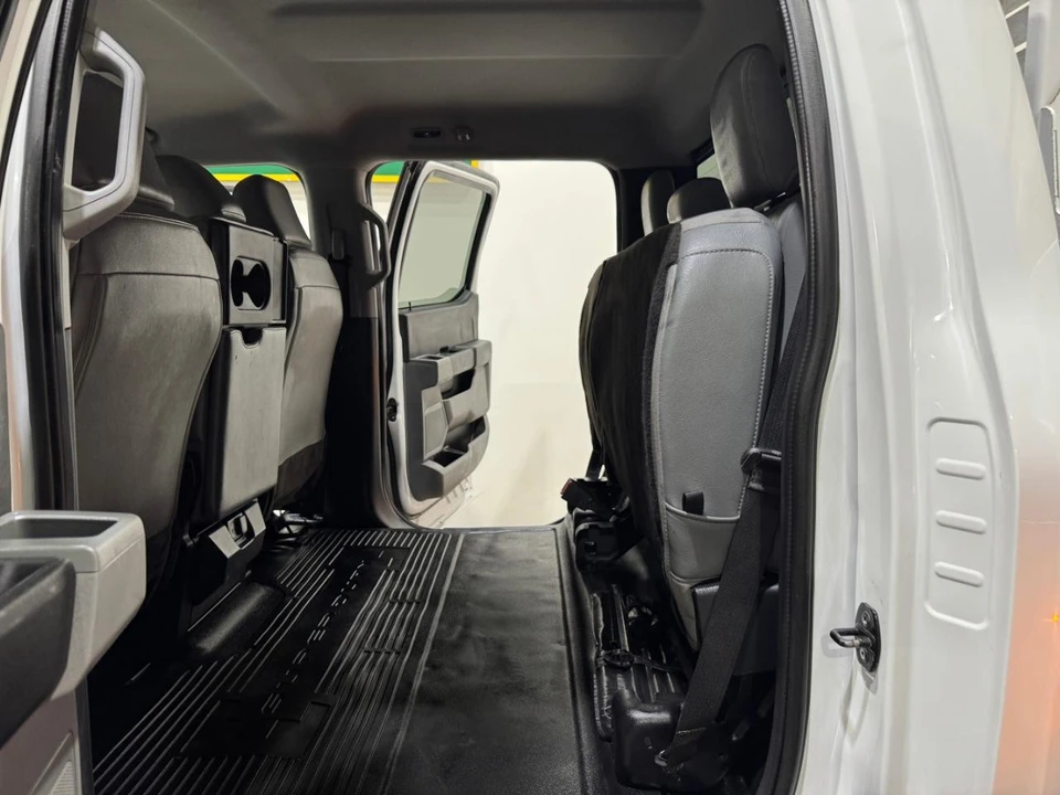2023 Ford Super Duty 5th Gen - Image 19 of 31