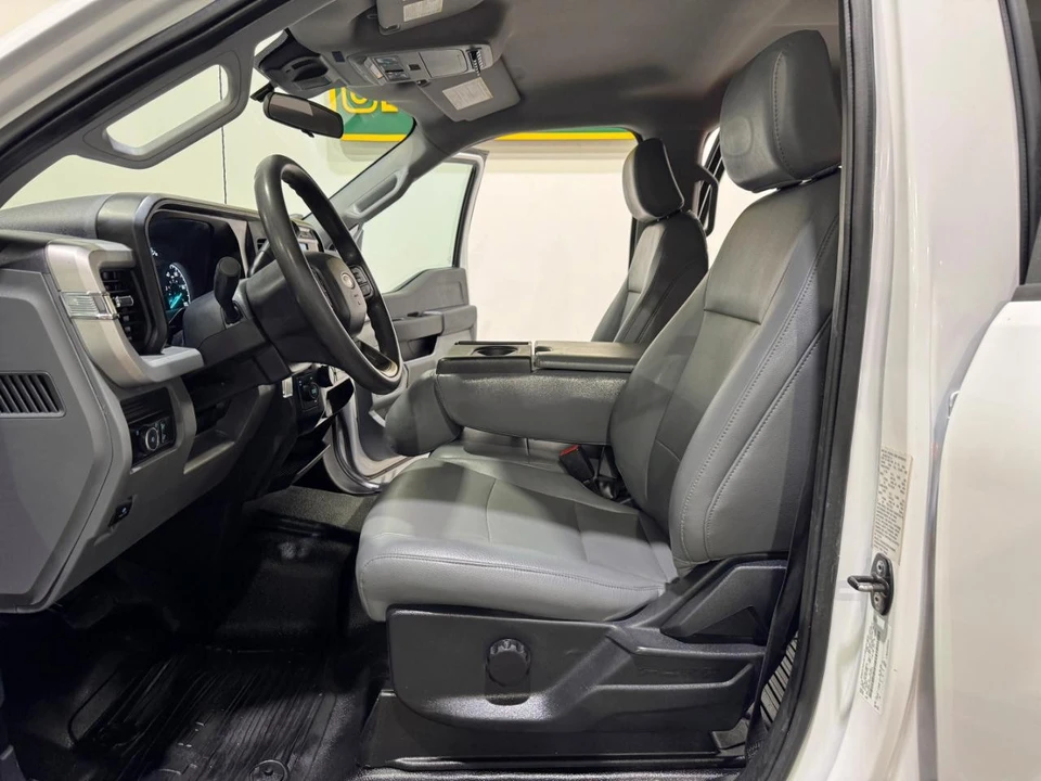 2023 Ford Super Duty 5th Gen - Image 13 of 31