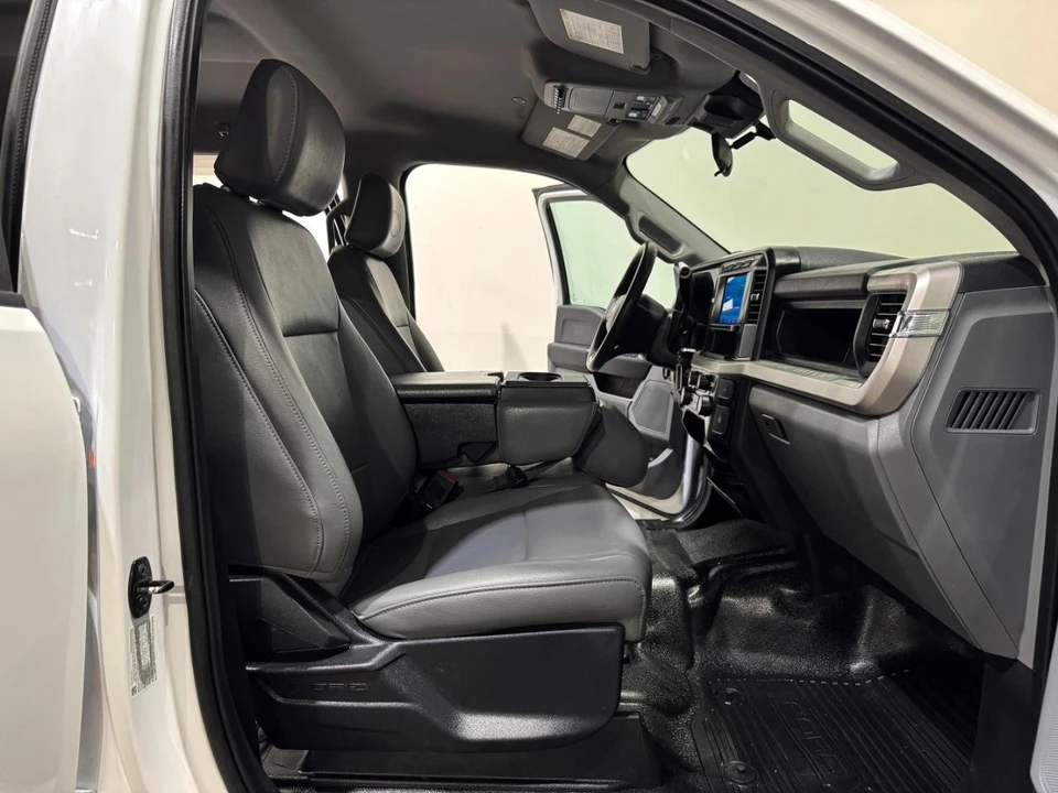 2023 Ford Super Duty 5th Gen - Image 14 of 21